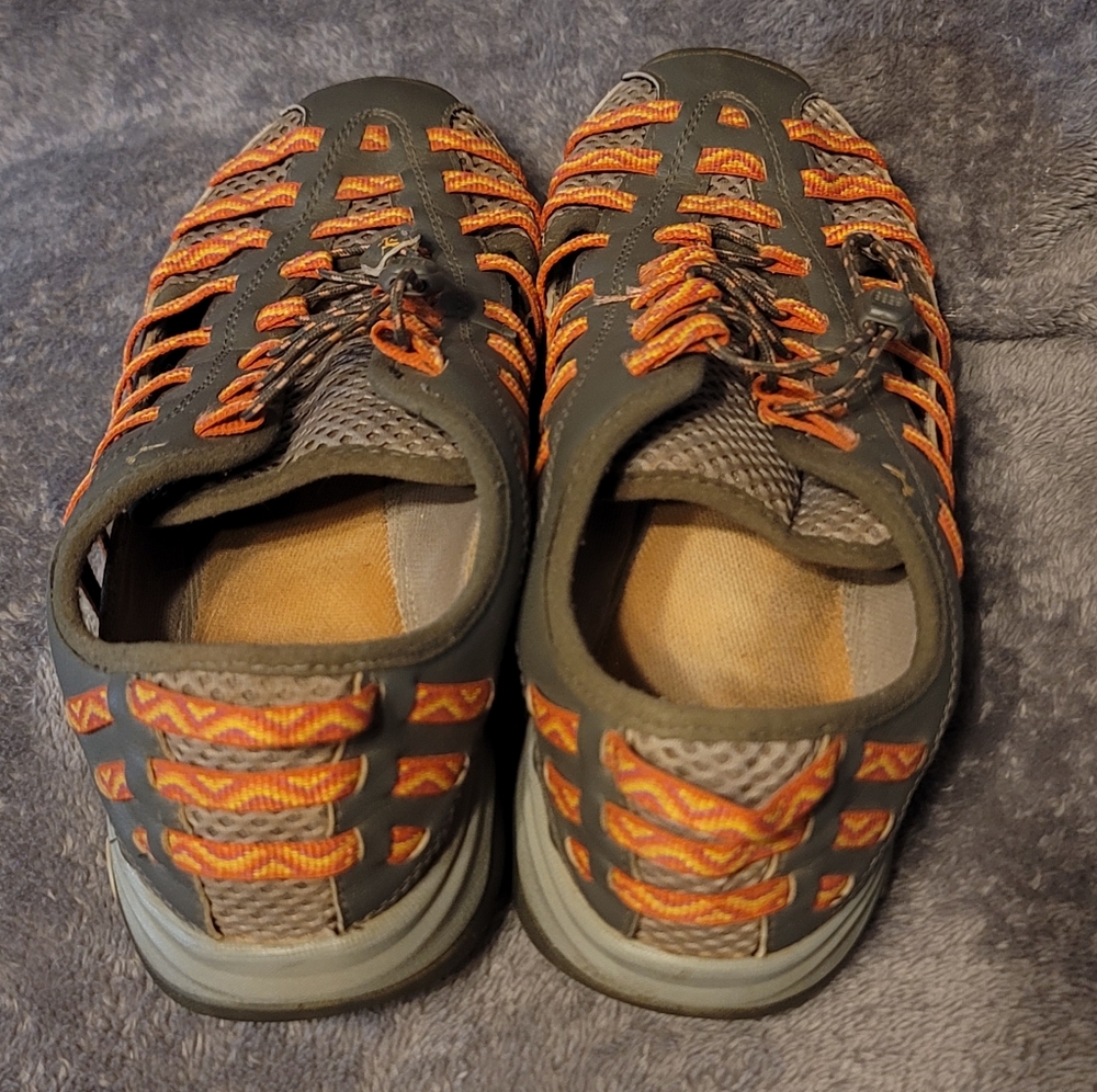 Chaco Outcross Evo Water Hiking Sandal Pre Owned - Picture 6 of 7